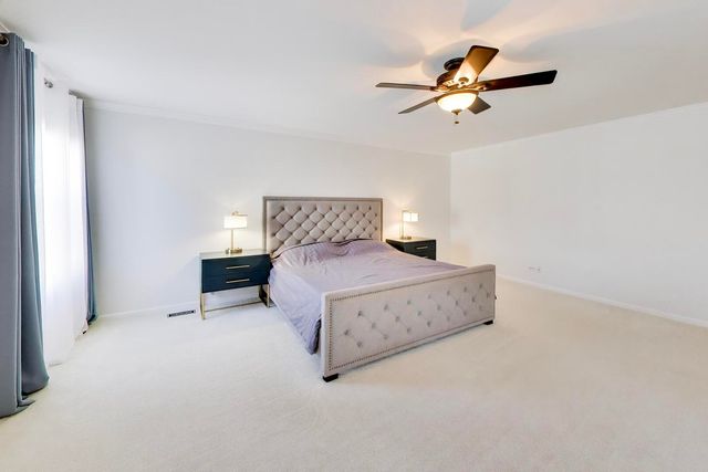 2553 LYMAN Loop, Yorkville, IL 60560