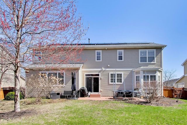 2553 LYMAN Loop, Yorkville, IL 60560