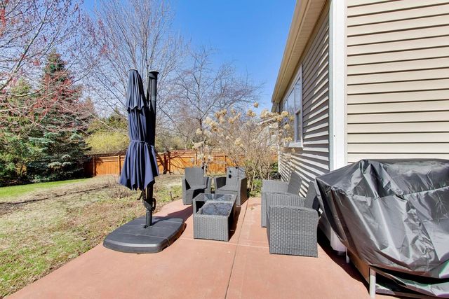 2553 LYMAN Loop, Yorkville, IL 60560