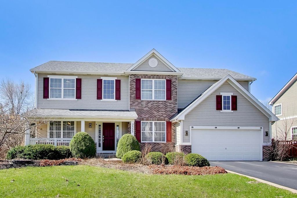 2553 LYMAN Loop, Yorkville, IL 60560