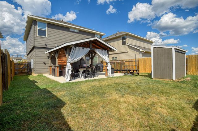 205 Driftwood LN, Bastrop, TX 78602