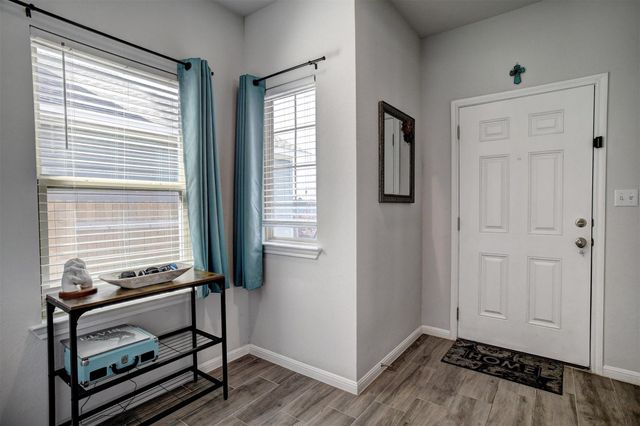 205 Driftwood LN, Bastrop, TX 78602