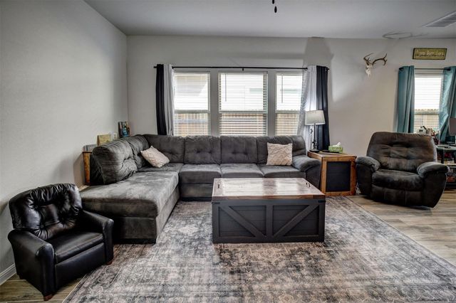 205 Driftwood LN, Bastrop, TX 78602