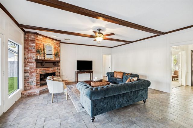 5115 Gladehill Drive, Kingwood, TX 77345