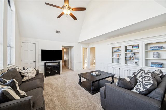 5115 Gladehill Drive, Kingwood, TX 77345