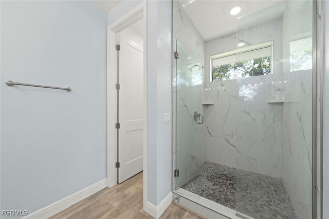 2479 Harbour LN, Sanibel, FL 33957