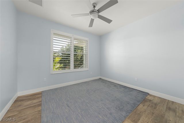 2479 Harbour LN, Sanibel, FL 33957