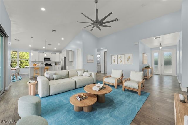 2479 Harbour LN, Sanibel, FL 33957