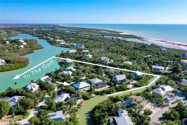 2479 Harbour LN, Sanibel, FL 33957