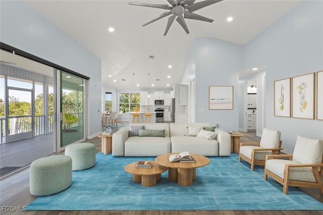 2479 Harbour LN, Sanibel, FL 33957