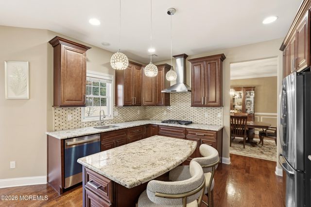 81 Fortune Court, Toms River, NJ 08755