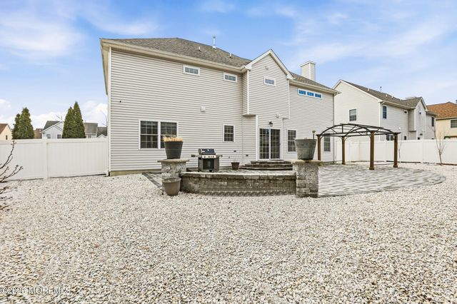 81 Fortune Court, Toms River, NJ 08755