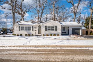 1700 N Linden Avenue, Waukegan, IL 60085