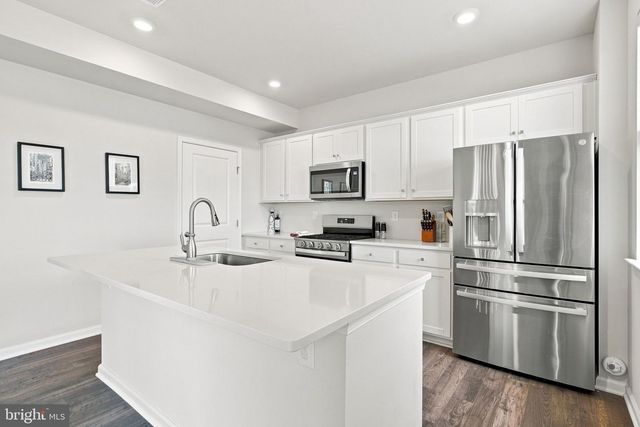 318 KNOLLWOOD DR, Easton, PA 18040