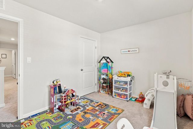 318 KNOLLWOOD DR, Easton, PA 18040
