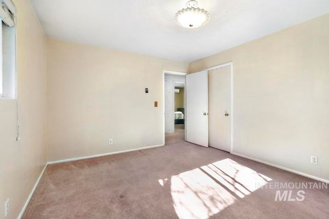 1532 Briarwood Lane, Twin Falls, ID 83301