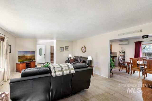 1532 Briarwood Lane, Twin Falls, ID 83301