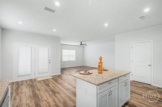 783 Longleaf Drive, Richmond Hill, GA 31324