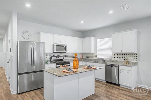783 Longleaf Drive, Richmond Hill, GA 31324