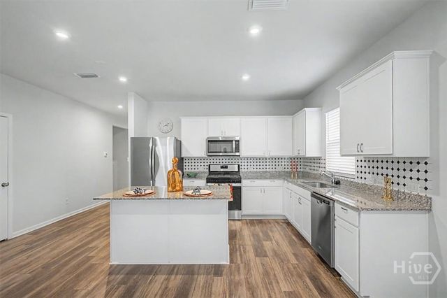 783 Longleaf Drive, Richmond Hill, GA 31324
