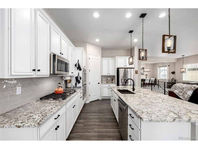 2812 Keepsake Way, Castle Rock, CO 80109