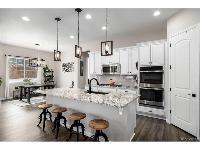 2812 Keepsake Way, Castle Rock, CO 80109
