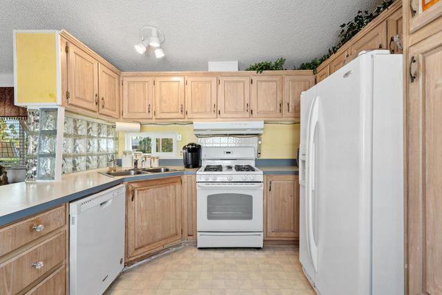 23 Hoover, Cathedral City, CA 92234