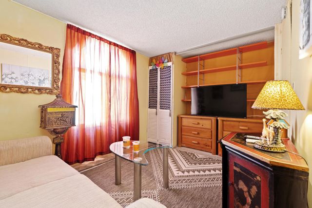 23 Hoover, Cathedral City, CA 92234