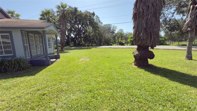 14740 JOHNS ROAD, Dade City, FL 33525