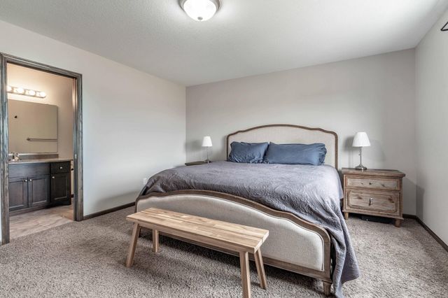 1557 Johnson Drive S, Moorhead, MN 56560