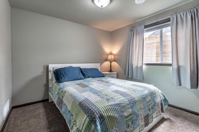 1557 Johnson Drive S, Moorhead, MN 56560