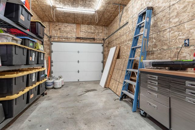 1557 Johnson Drive S, Moorhead, MN 56560