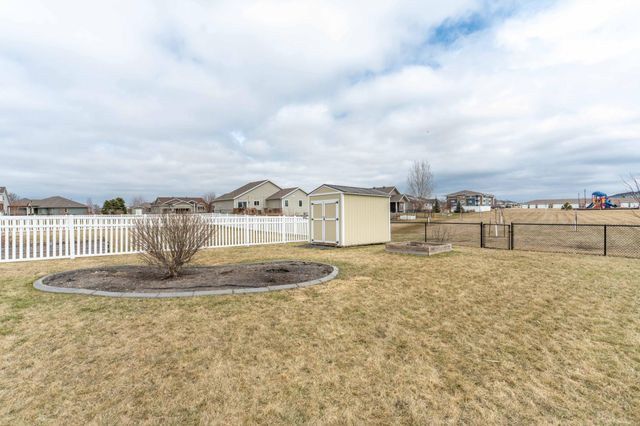 1557 Johnson Drive S, Moorhead, MN 56560