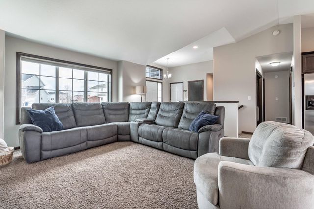 1557 Johnson Drive S, Moorhead, MN 56560