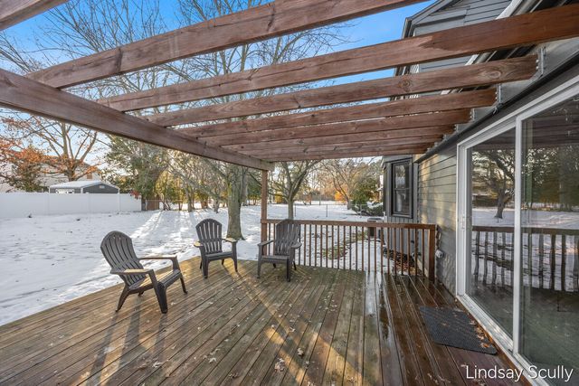 1830 Lockmere Drive Se, City Of Kentwood, MI 49508