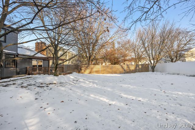 1830 Lockmere Drive Se, City Of Kentwood, MI 49508