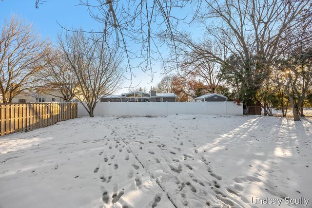 1830 Lockmere Drive Se, City Of Kentwood, MI 49508