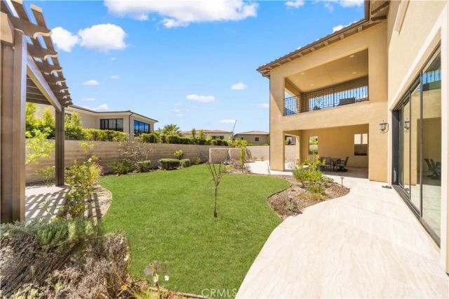 92 Interstellar, Irvine, CA 92618