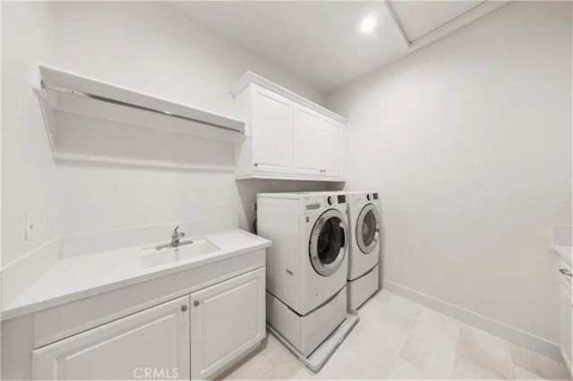 92 Interstellar, Irvine, CA 92618