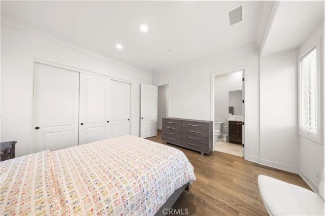 92 Interstellar, Irvine, CA 92618