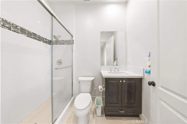 92 Interstellar, Irvine, CA 92618
