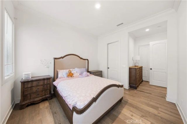 92 Interstellar, Irvine, CA 92618