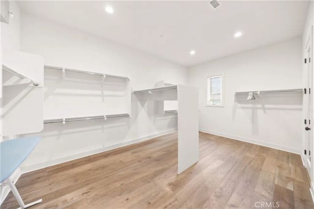 92 Interstellar, Irvine, CA 92618
