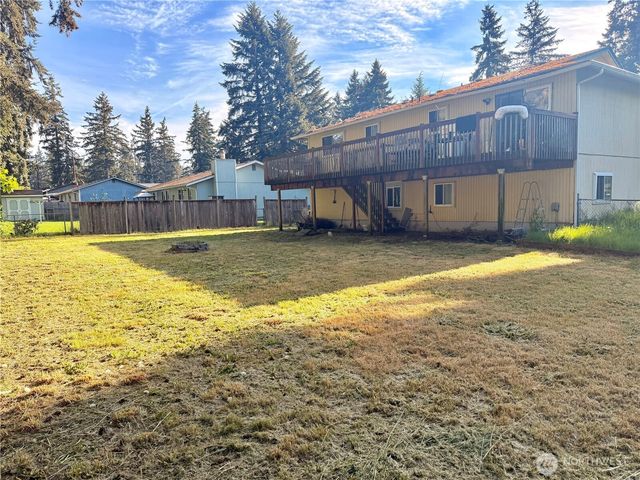 16112 68th Avenue Ct E, Puyallup, WA 98375