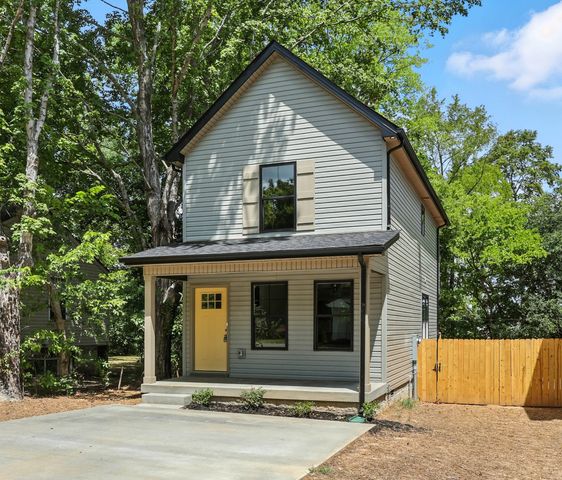 1227 Greenfield Dr, Clarksville, TN 37040