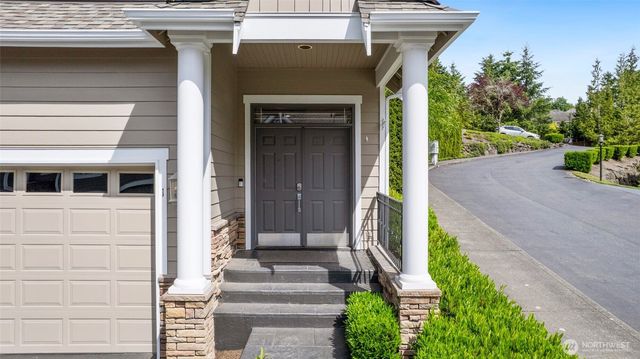 6853 166th Place SE, Bellevue, WA 98006