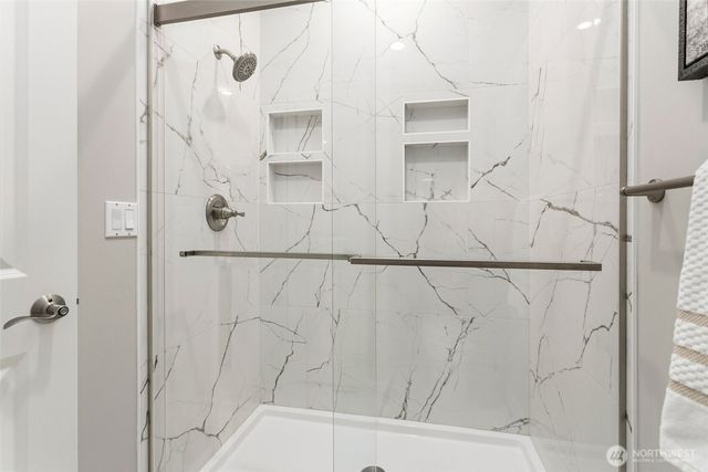 6853 166th Place SE, Bellevue, WA 98006