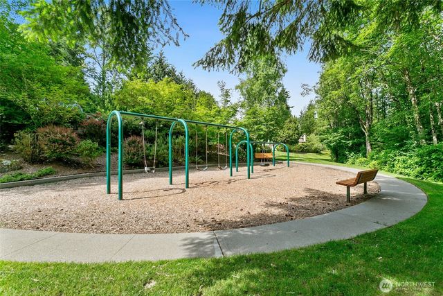6853 166th Place SE, Bellevue, WA 98006