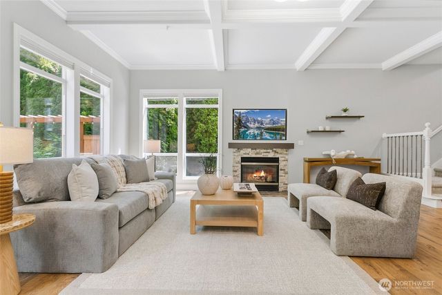 6853 166th Place SE, Bellevue, WA 98006