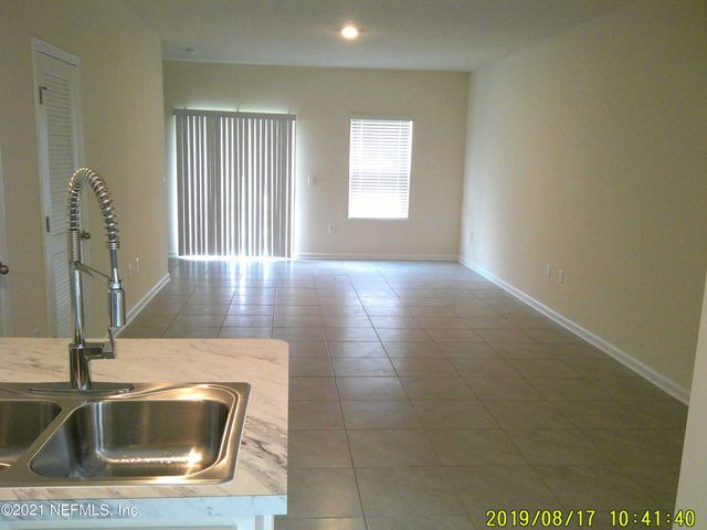 7734 LEGACY Trail, Jacksonville, FL 32256